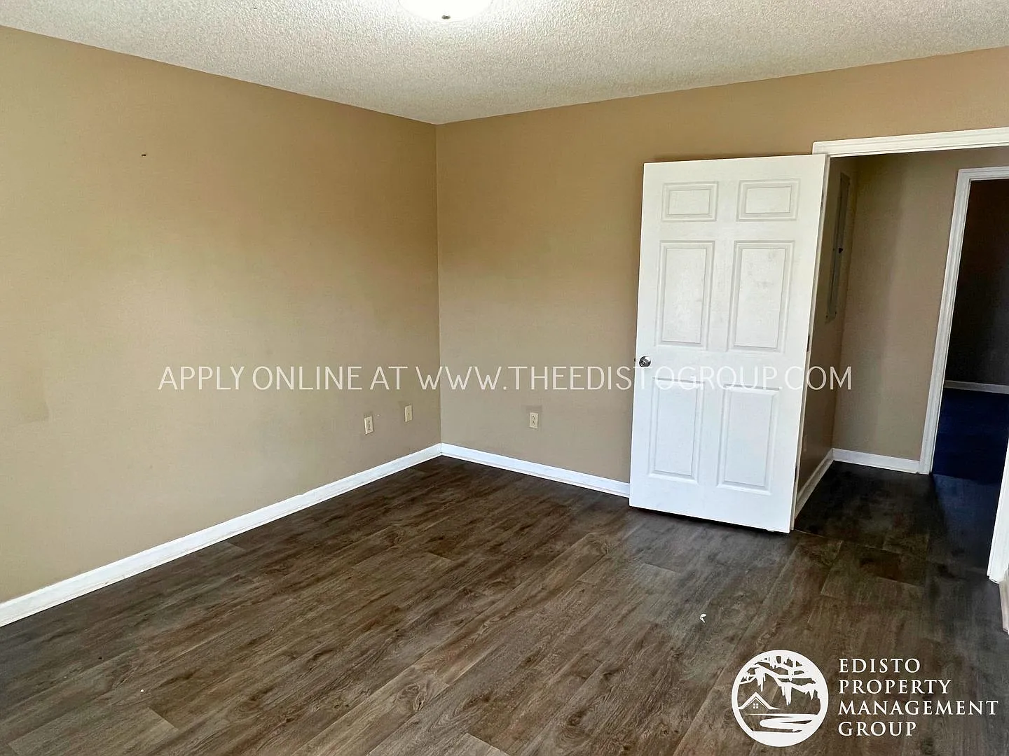 1031 - 1091 Fairfield Street — Photo 4