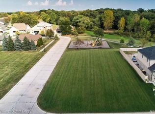 33228 Nicola Dr, Fraser, MI