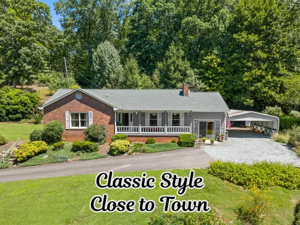 67 Keystone Dr, Franklin, NC 28734