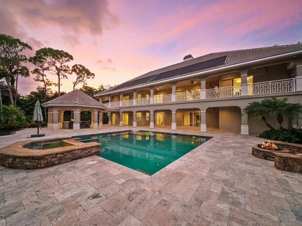 106 Eugenia Dr, Naples, FL 34108
