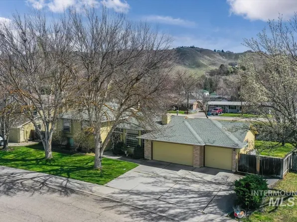 4534 N Waterfront Way, Boise, ID 83703