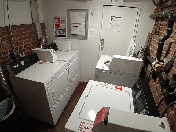 5th image of 1814 Pacific Ave APT 103