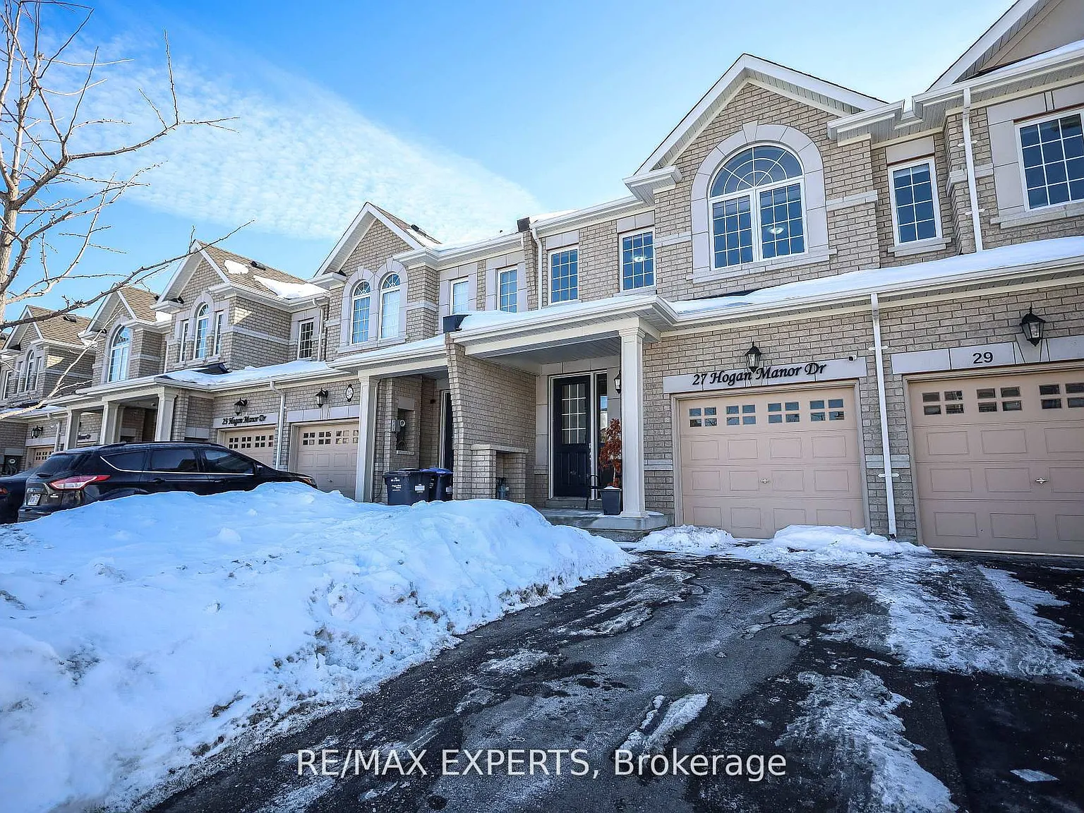 3 bed, $3,000 — Photo 1