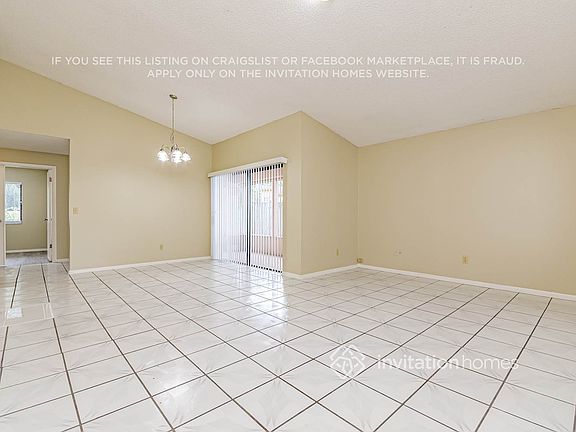3rd image of 427 Red Coat Ln