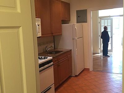 3rd image of 2809 Astoria Blvd Ste 1