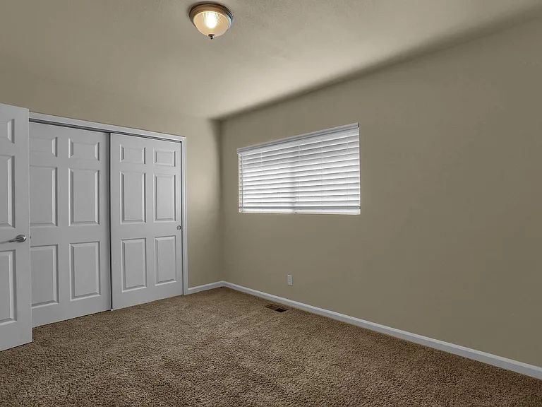 2488 Washo Cir — Photo 24