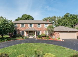 8400 Lakeside Dr, Downers Grove, IL 60516