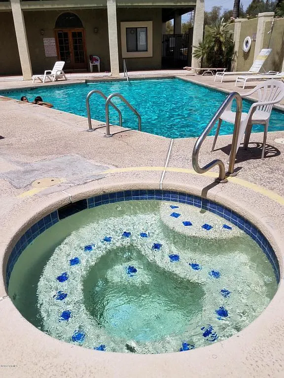2 bed, 1159 sqft, $1,375 — Photo 3