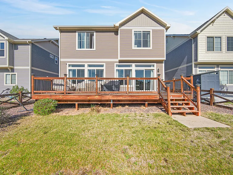 7243 Sedgerock Ln — Photo 35