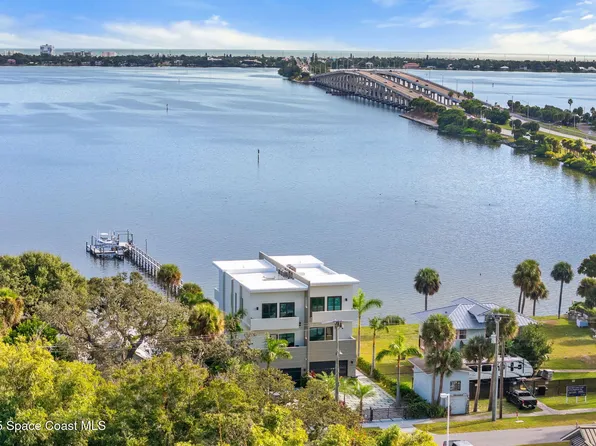 1807-1809 Riverview Dr, Melbourne, FL 32901