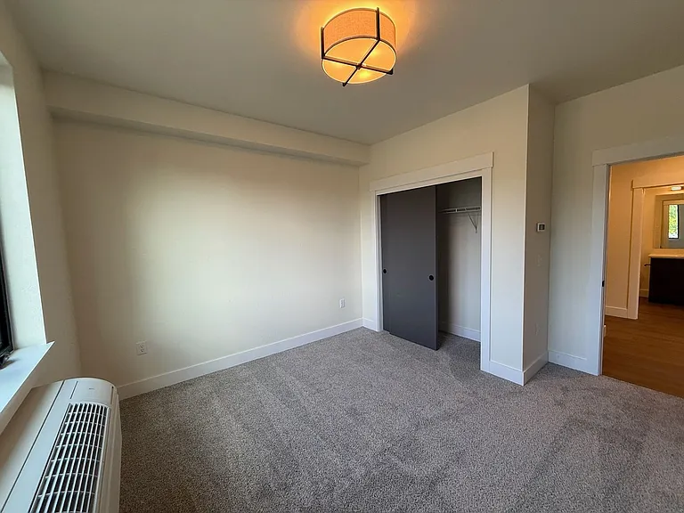 707 Victory Ln — Photo 15