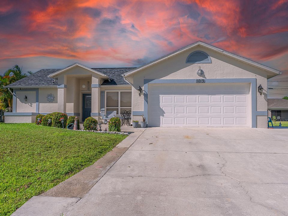 1st image of 1013 SW Barbarosa Avenue