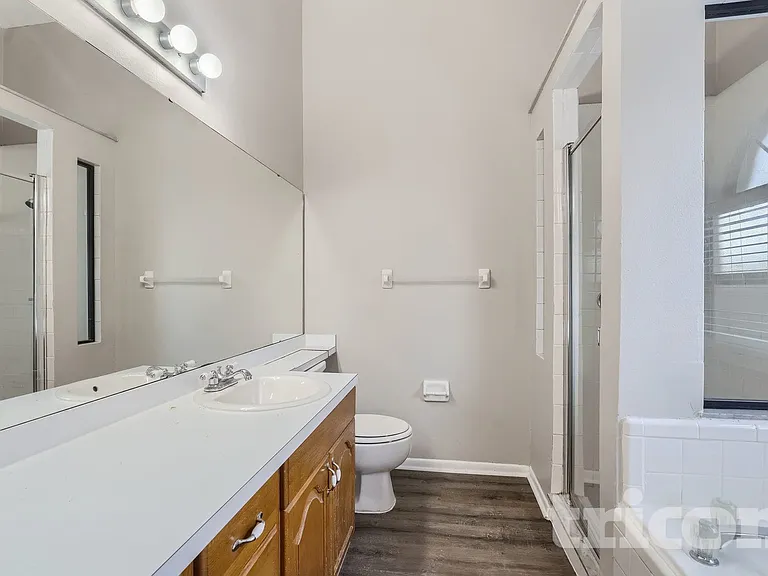 2024 Norfield Ct — Photo 7