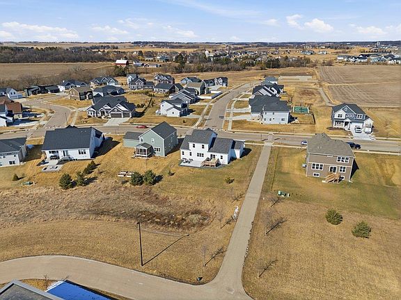 3rd image of 1543 North Thompson Road