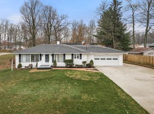 1382 Manner Dr, Mansfield, OH 44905