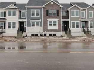 3754 W Canyon Falls Dr, Lehi, UT 84043