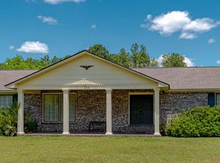 384 Longleaf Dr, Walterboro, SC 29488