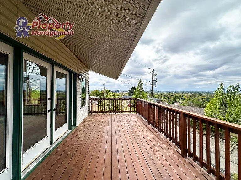 2624 N Hillway Dr — Photo 9