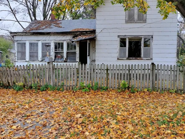 802 Tyler St, Hastings, MN 55033