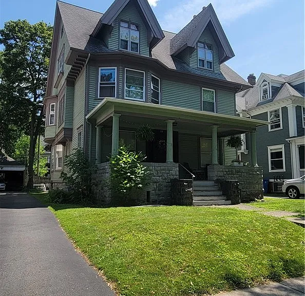 98 Argyle St — Photo 1
