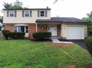 218 Regency Rd, Edgewater Park, NJ 08010