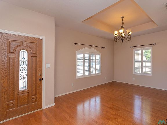 4th image of 1025 Fern Dr