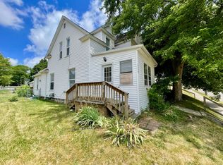 529 Lydia St NE, Grand Rapids, MI 49503