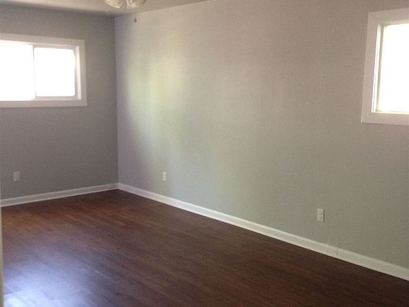 5th image of 214 1/2 S 31st St