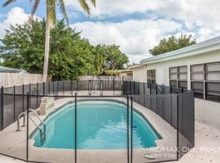 10855 Jennifer Ln, Boca Raton, FL 33428