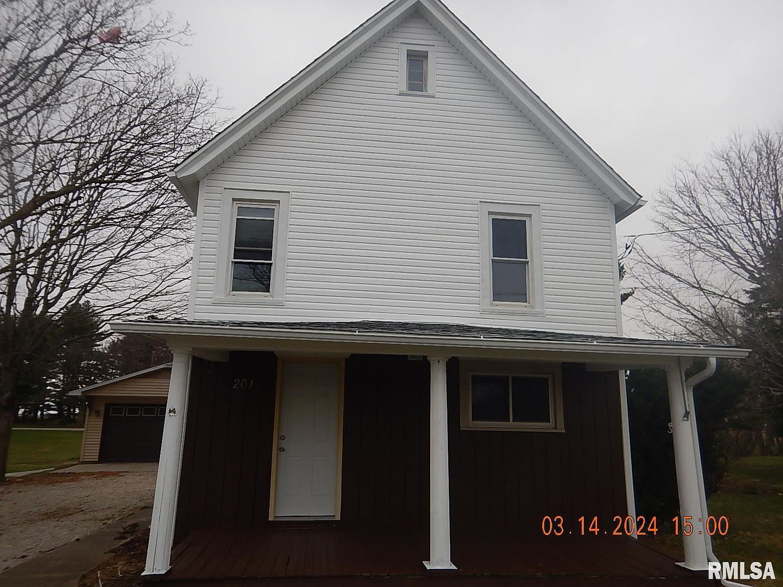 201 N 6th St, Neponset, IL 61345 Zillow