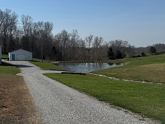 4th image of 849 McDonald Rd