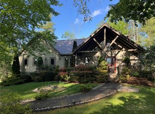 2134 Valle Cay Drive, Vilas, NC 28692
