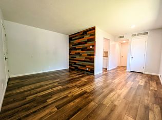 306 Central Dr #10784449, Pella, IA 50219