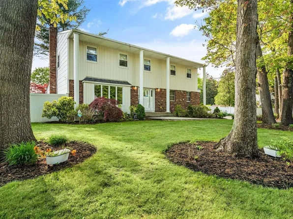 3 Lumber Drive, Kings Park, NY 11754
