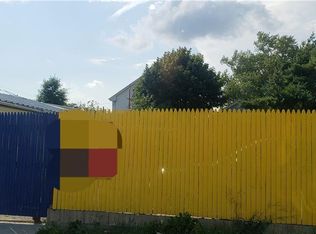 53 Seabury St, Providence, RI 02907