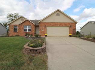 425 Corral Dr, Hamel, IL 62046