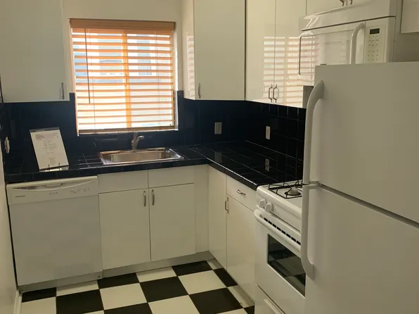 1377 N Pearl St APT 18, Denver, CO 80203