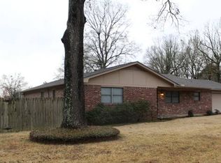 101 Huntington Cir, Idabel, OK 74745