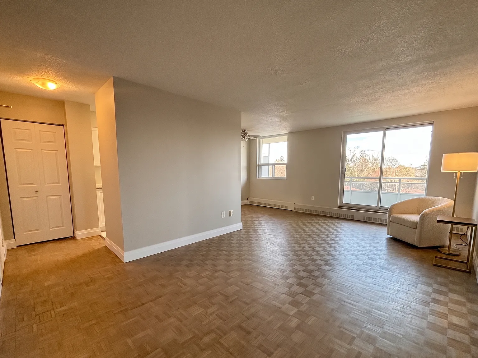 Parkview Apartments - Choose your rent level - Call for Details - All utilities included — Photo 4