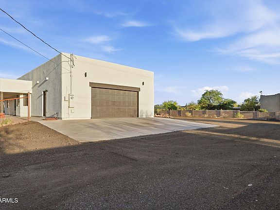 5th image of 1651 S PROSPECTORS Road
