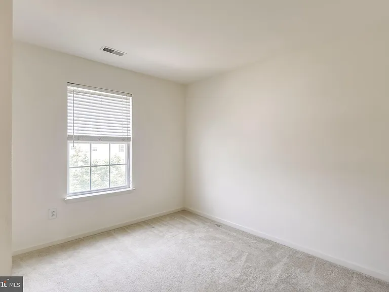 2702 Snowmill Ct — Photo 24