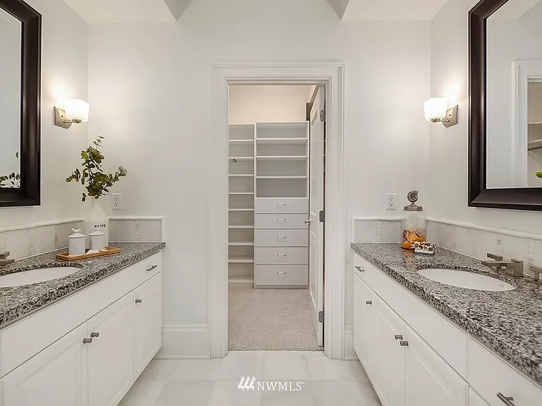 16458 SE 44th Pl — Photo 30