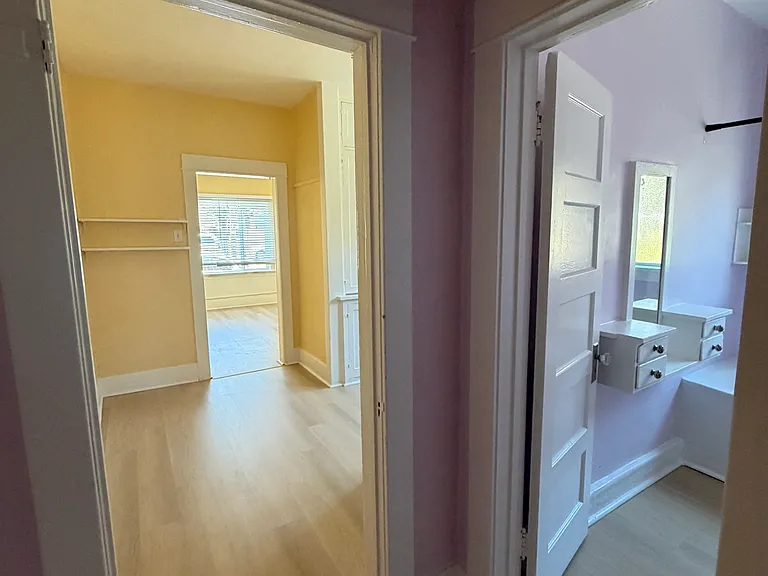 1938 S Grand Ave #12 — Photo 10