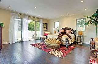 2nd image of 1105 S Crest Dr