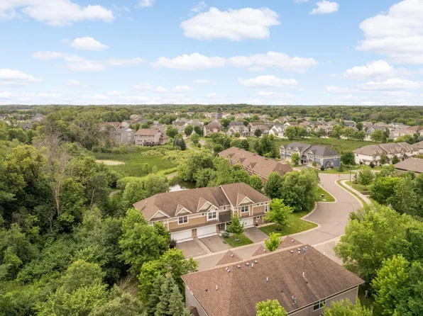 3223 Red Oak Trl, Hamel, MN 55340