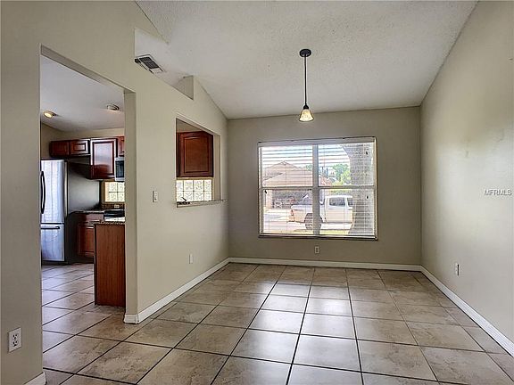 4th image of 501 Canary Island Cir