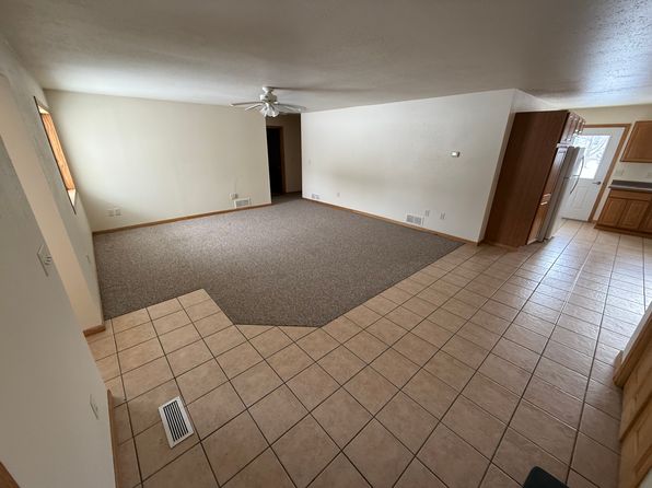 500-503 1/2 W Prospect St #503