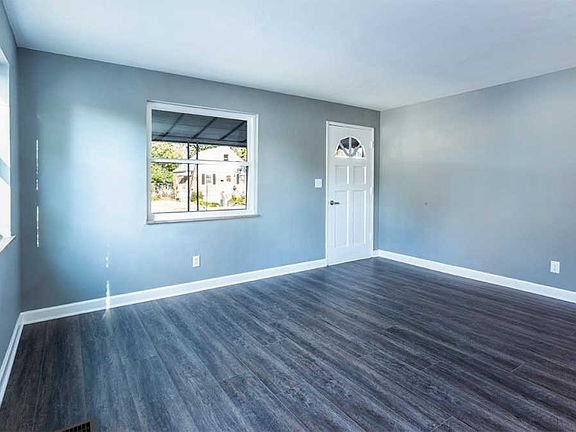 5th image of 8274 Lyness Dr
