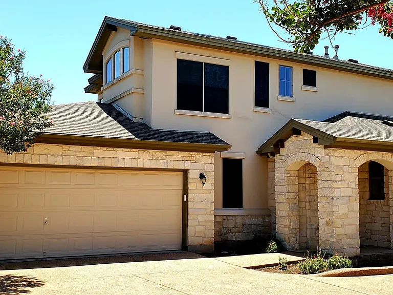 8230 Spicewood Springs Rd — Photo 1