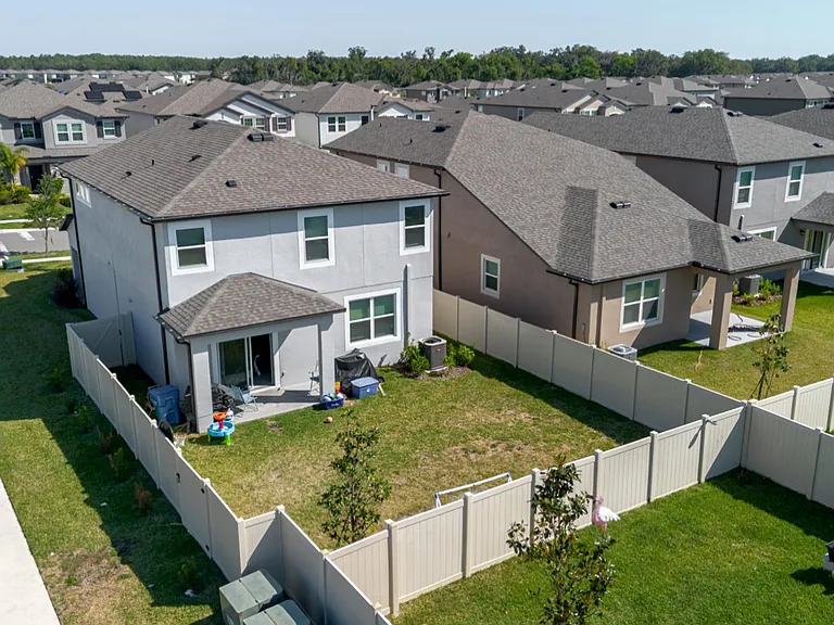 3047 Adams Cross Dr — Photo 2